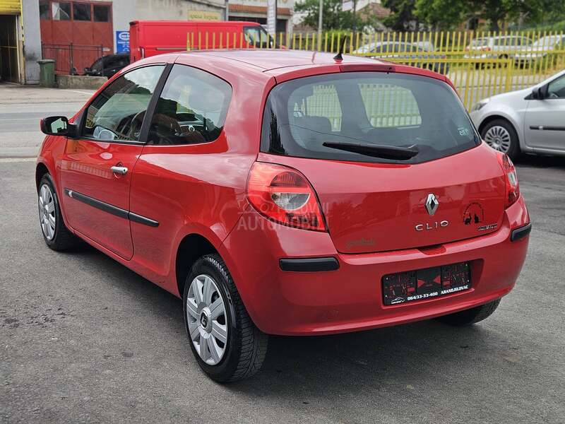 Renault Clio 1.2B /T.O.P/