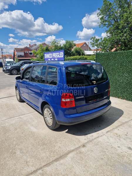 Volkswagen Touran BAS DOBAR