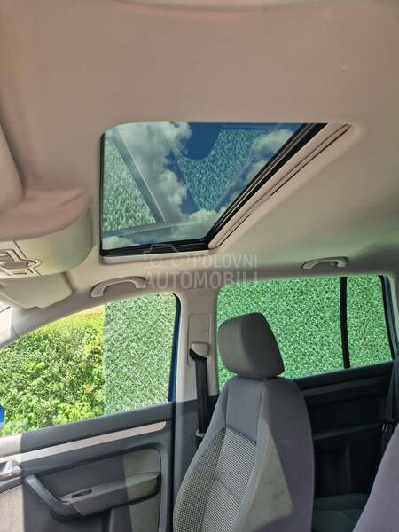 Volkswagen Touran BAS DOBAR