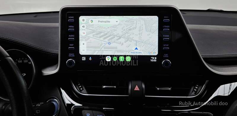 Toyota C-HR 1.8 Hybrid AT