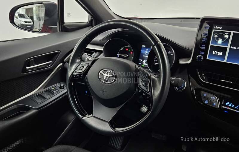 Toyota C-HR 1.8 Hybrid AT