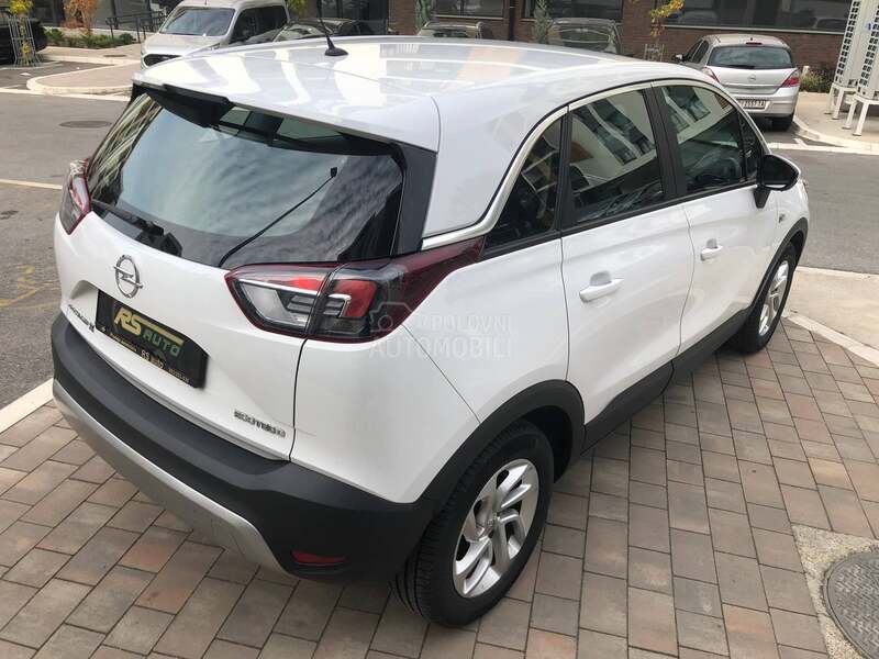 Opel Crossland X  N1 crosower