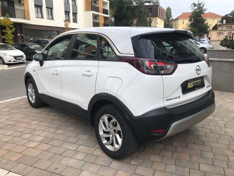 Opel Crossland X  N1 crosower