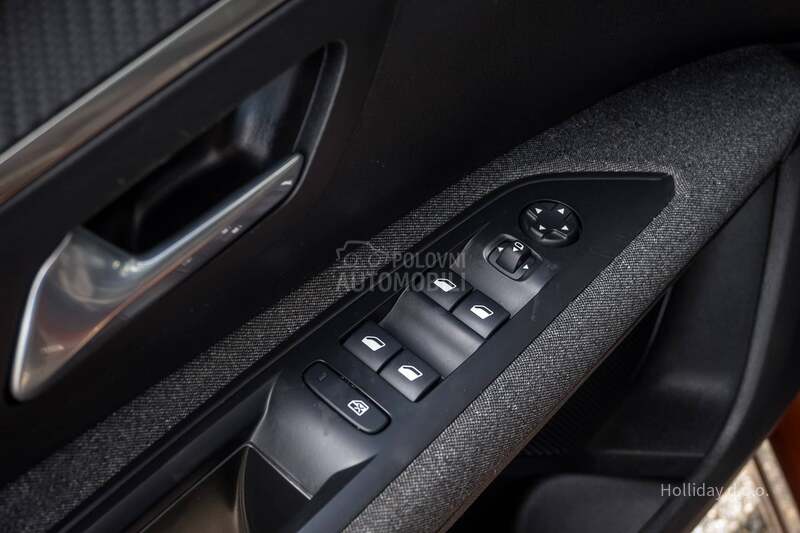 Peugeot 5008 1.5BlueHDI Aut Kam