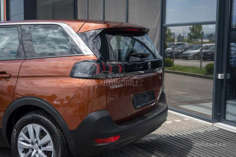 Peugeot 5008 1.5BlueHDI Aut Kam