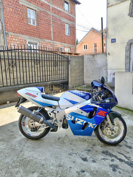 Suzuki gsxr