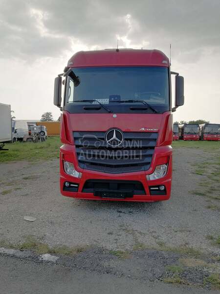 Mercedes Benz ACTROS 1845