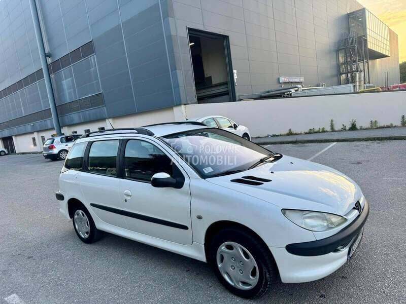 Delovi za Peugeot 206 2003 - 2016. god.