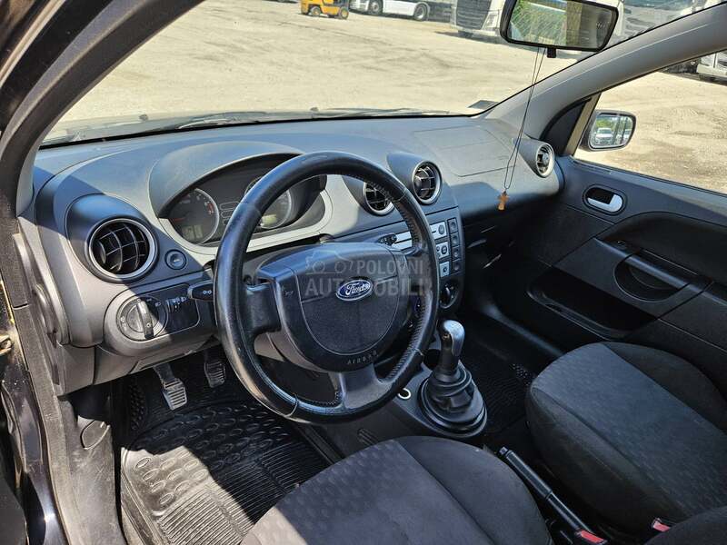 Ford Fiesta 1.4B