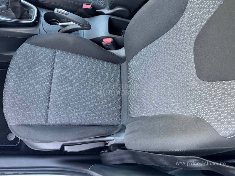 Opel Crossland X  1.2 fabrički tng