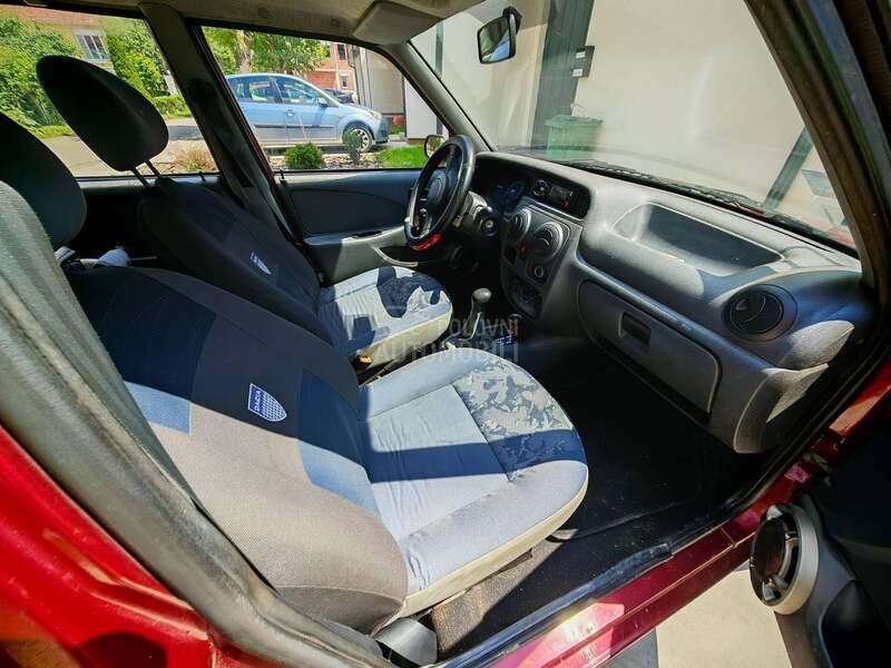 Dacia Solenza 