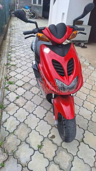 Yamaha aerox