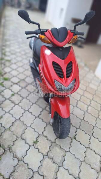 Yamaha aerox