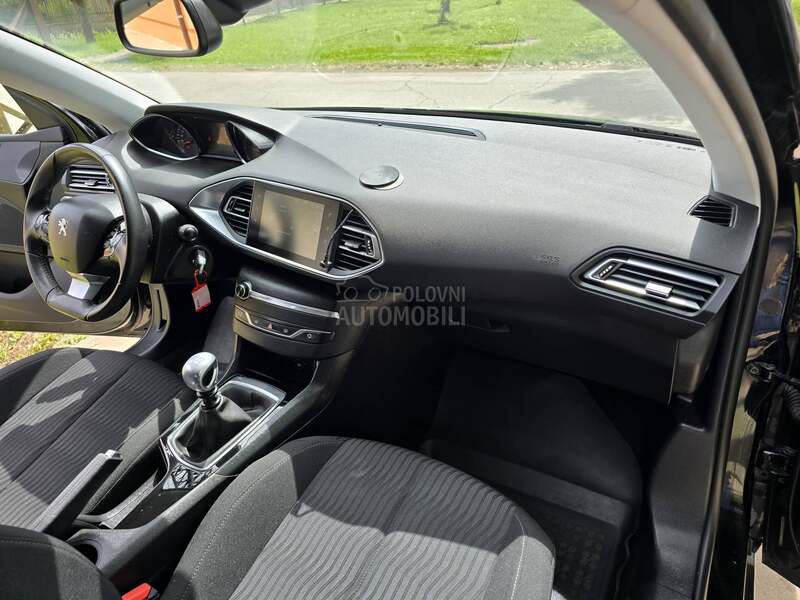 Peugeot 308 1,6i