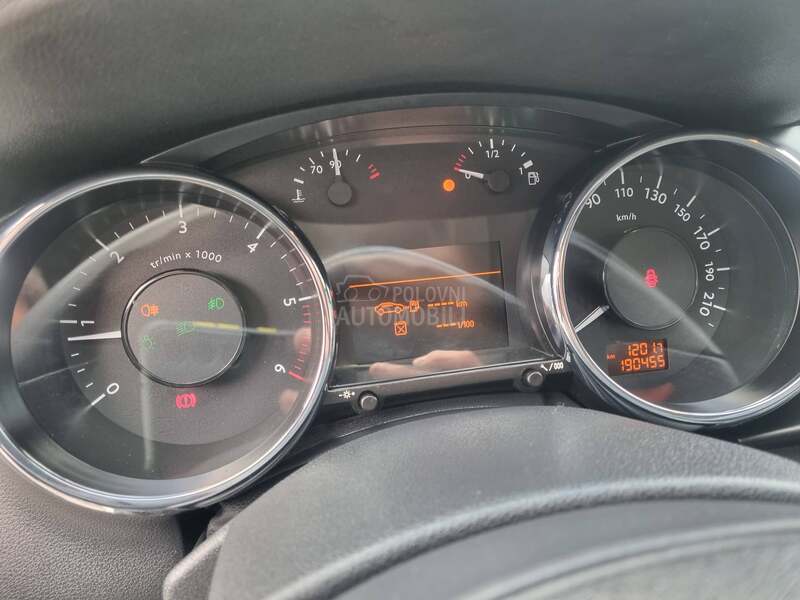 Peugeot 3008 2.0hdi ALLURE