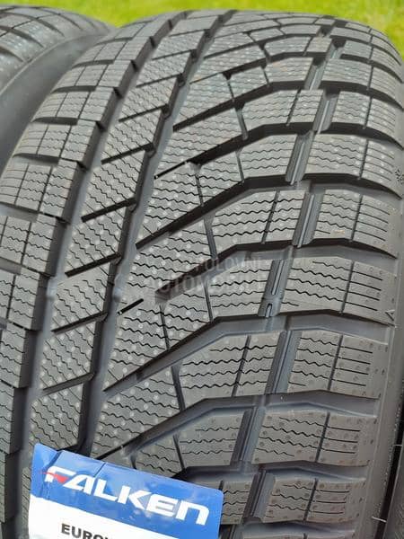 Falken 235/35 R19 Zimska
