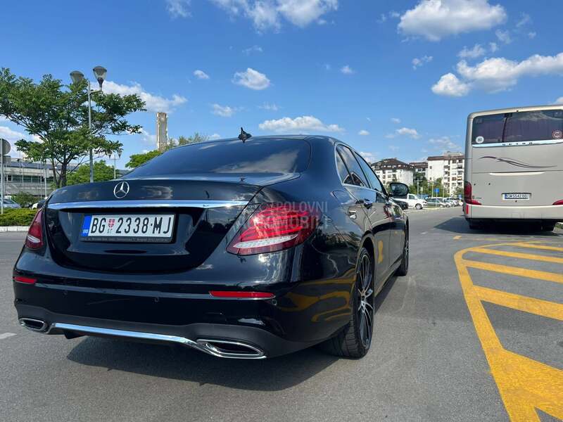 Mercedes Benz E 220 