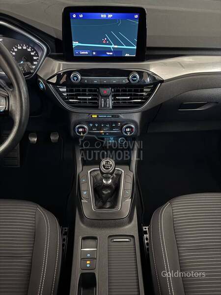 Ford Kuga 2.0 HIBRID TITANIUM
