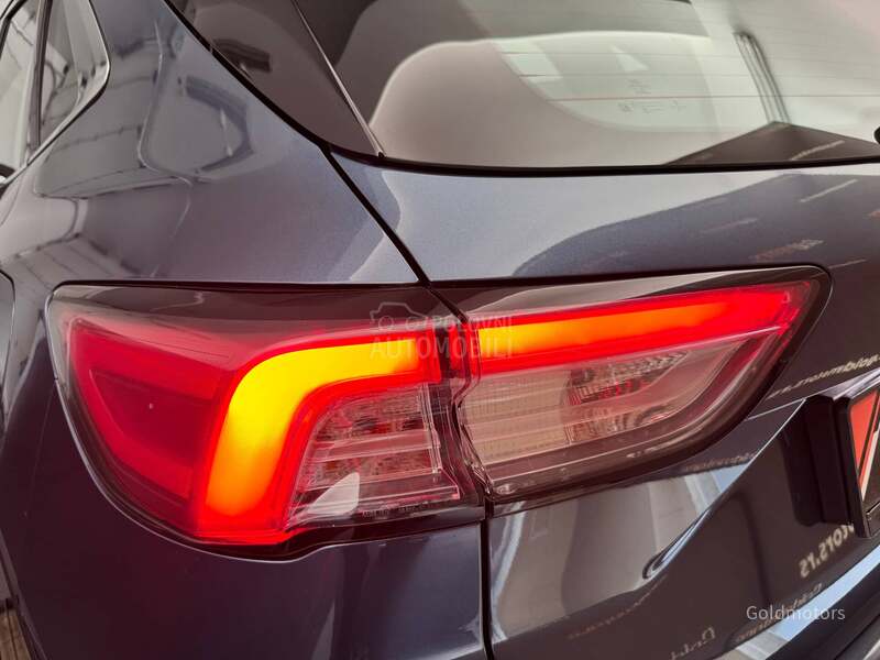 Ford Kuga 2.0 HIBRID TITANIUM