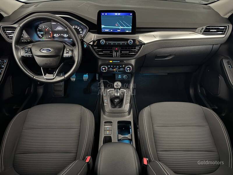 Ford Kuga 2.0 HIBRID TITANIUM