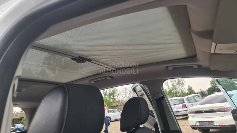 Ford Kuga 2.0d 4x4 PANO/XSEN