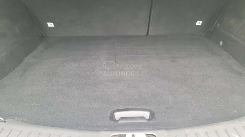 Ford Kuga 2.0d 4x4 PANO/XSEN