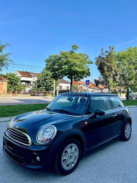 MINI One 