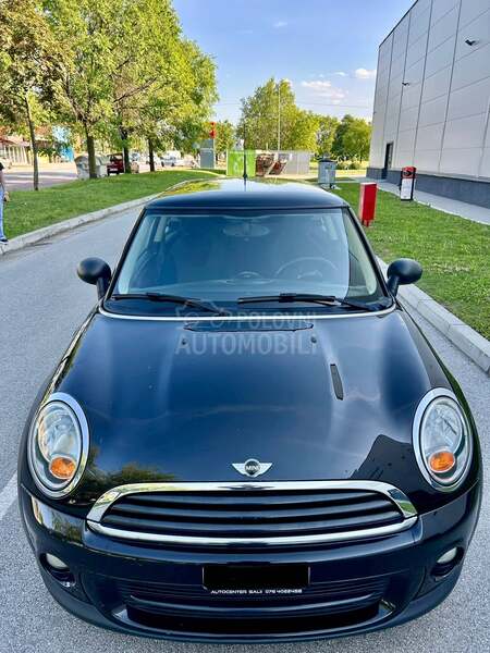 MINI One 