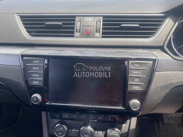 radio za Škoda Superb