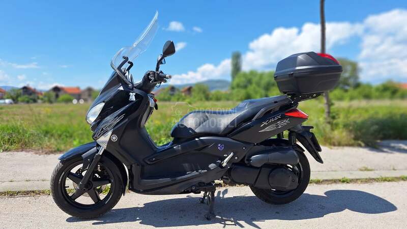 Yamaha X Max