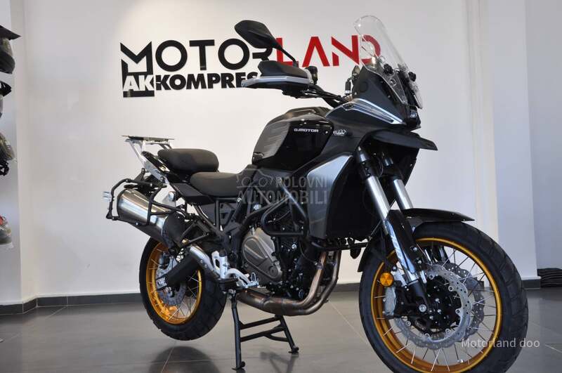QJMOTOR SRT 700SX