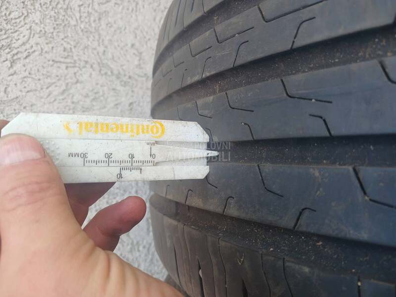 Continental 235/50 R19 Letnja