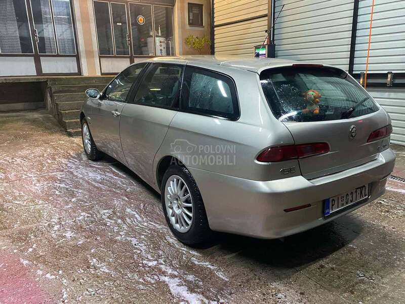 Alfa Romeo 156 