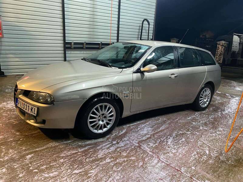 Alfa Romeo 156 