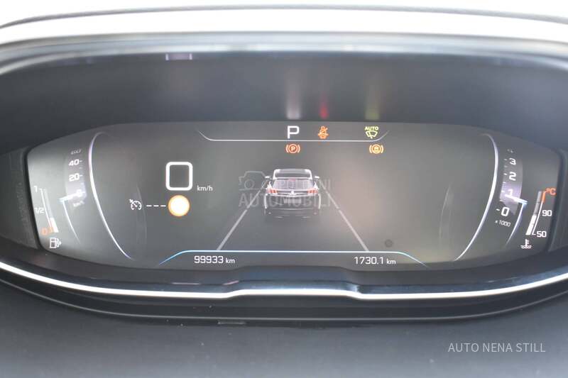 Peugeot 3008 1.2 Active AT