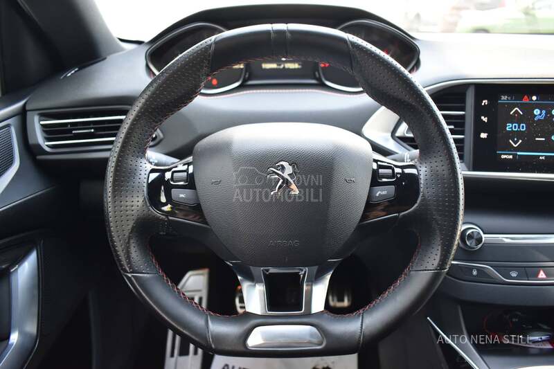 Peugeot 308 1.2 GT Line MT