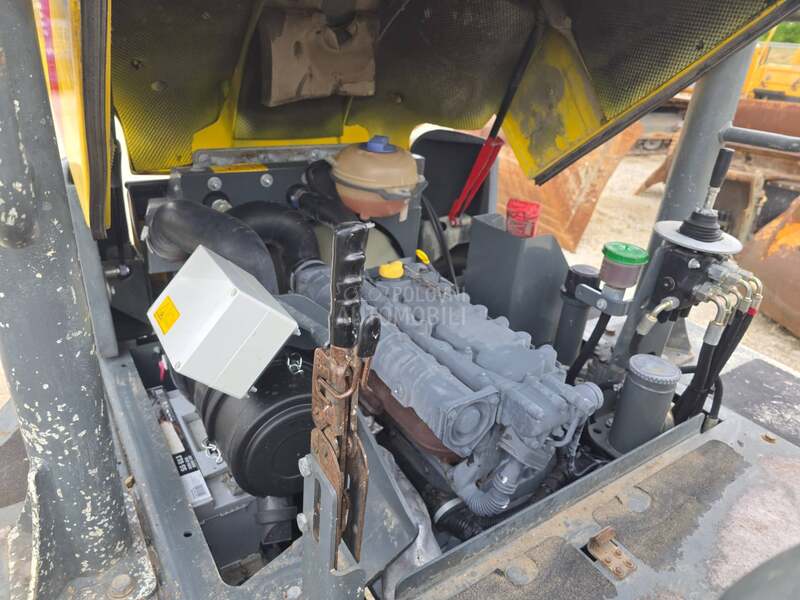 Neuson 5001