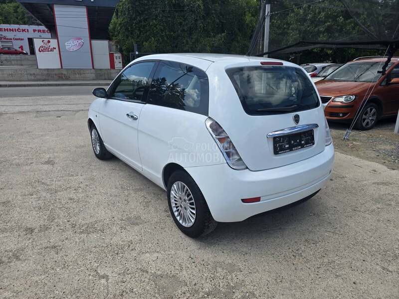 Lancia Ypsilon MATIK