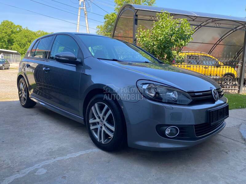 Volkswagen Golf 6 1.6 TDI R-line