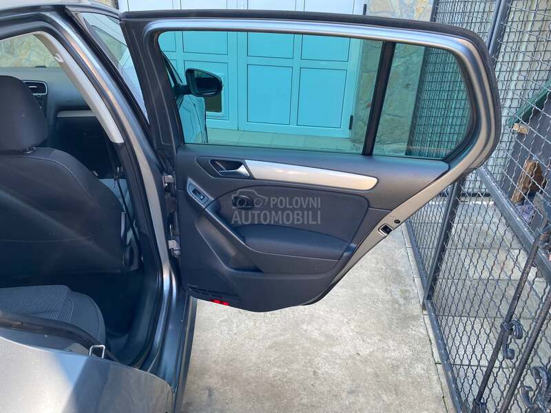 Volkswagen Golf 6 1.6 TDI R-line
