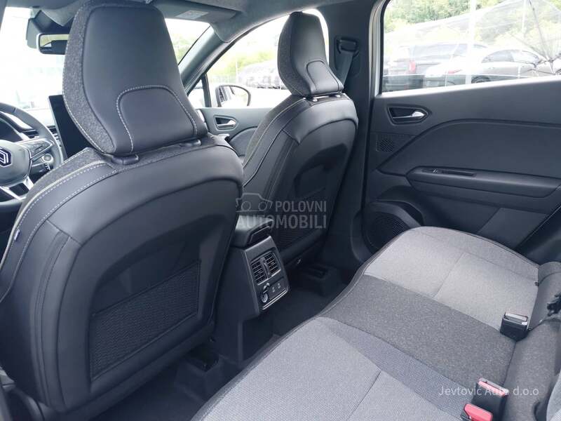Renault Captur techno TCE 90
