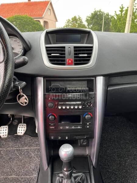 Peugeot 207 VREDI POGLEDATI
