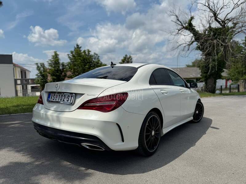 Mercedes Benz CLA 200 AMG line