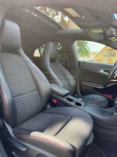 Mercedes Benz CLA 200 AMG line