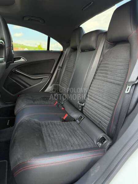 Mercedes Benz CLA 200 AMG line