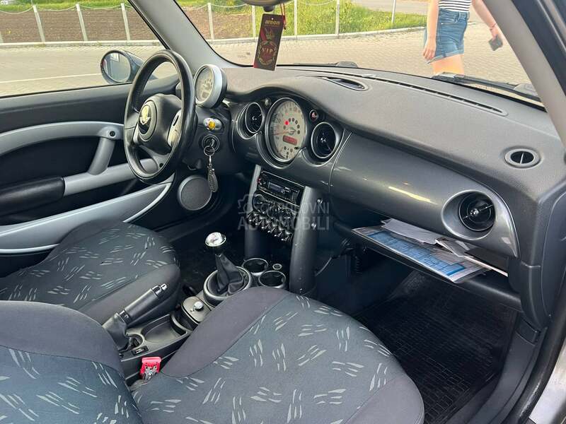 MINI Cooper 