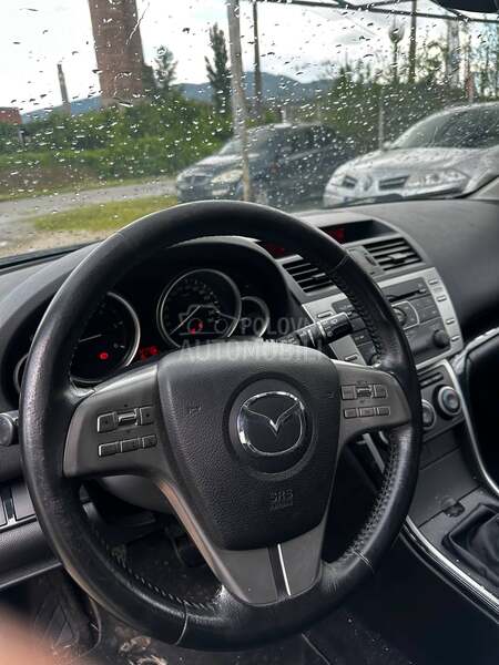 Mazda 6 -  kompletan auto u delovima