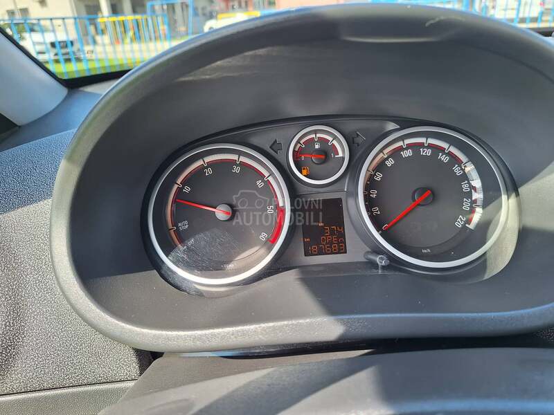Opel Corsa D 13 CDTI