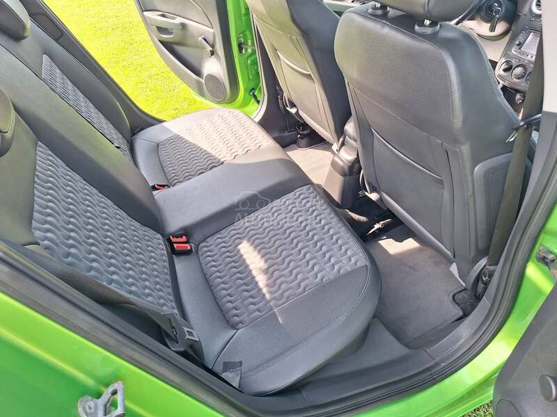 Opel Corsa D 13 CDTI