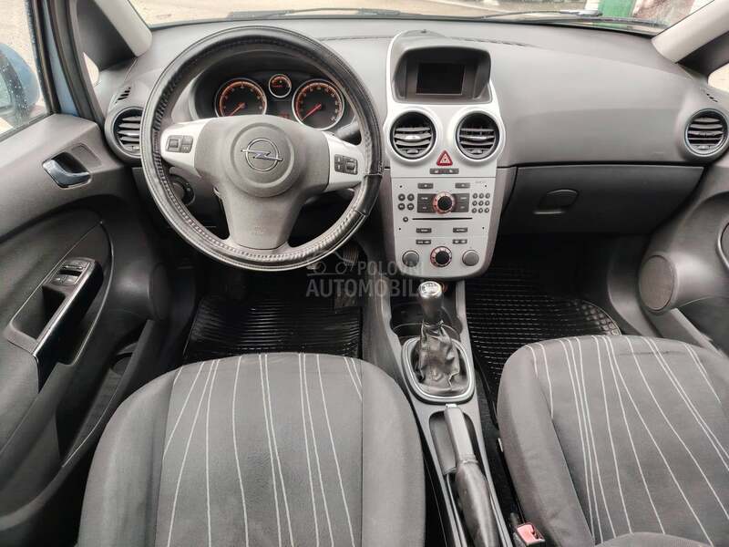 Opel Corsa D 